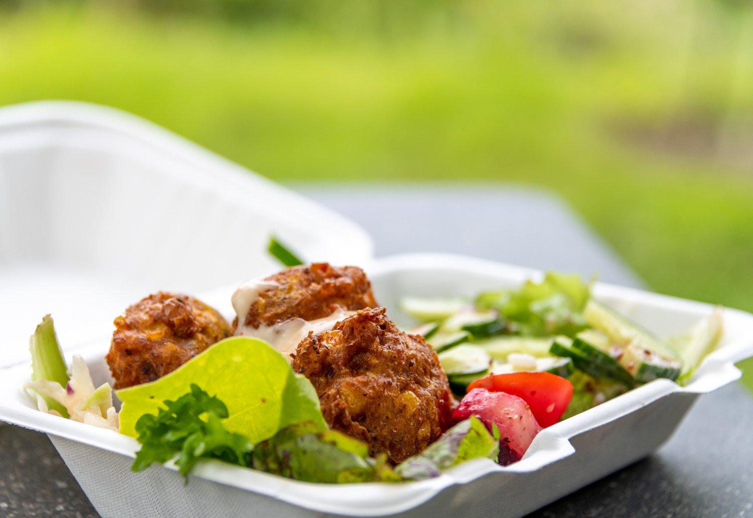 Falafel salad box
